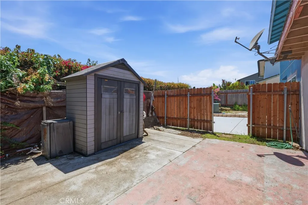 main property photo 30