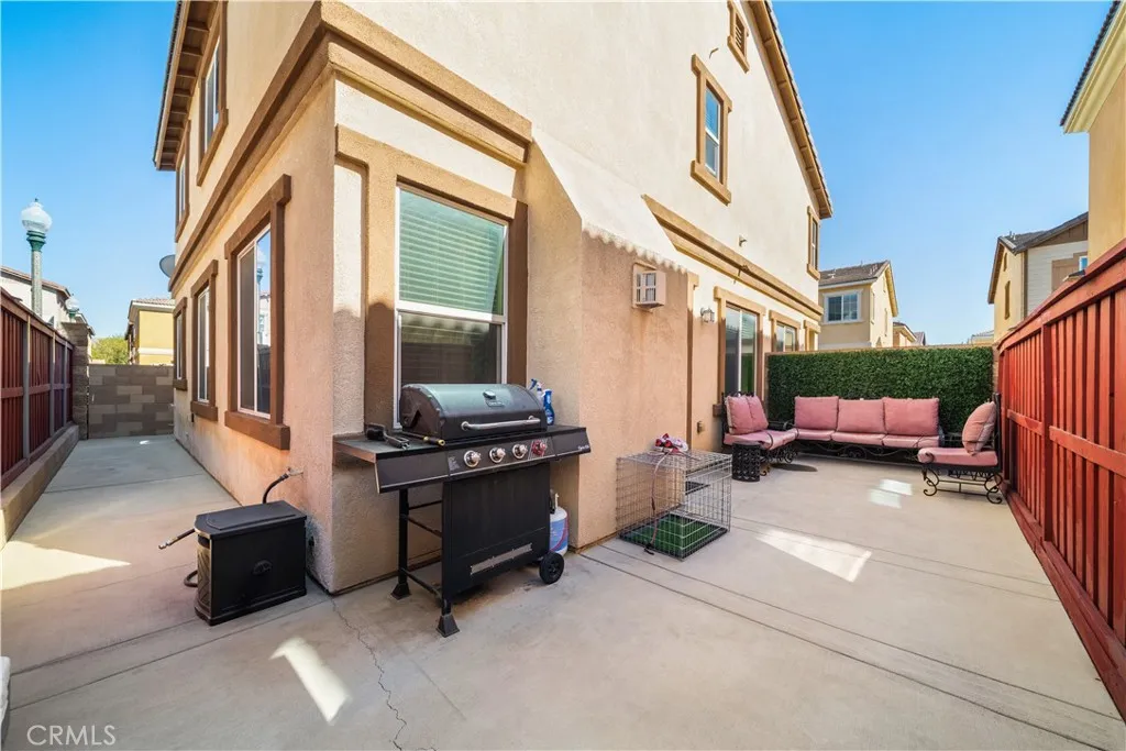 main property photo 30