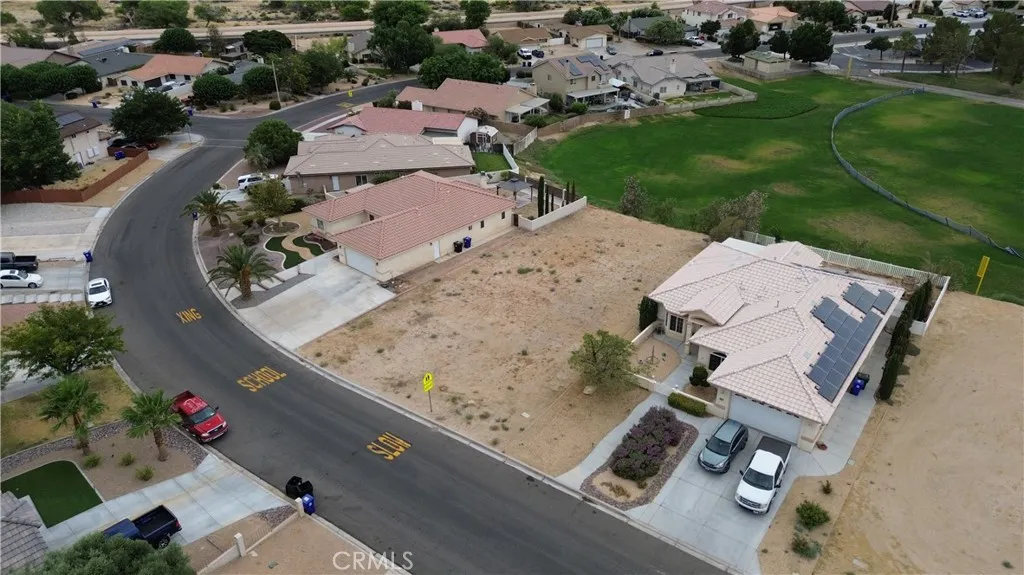 main property photo 11