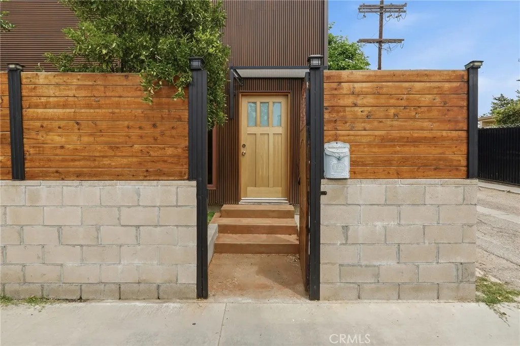 main property photo 29