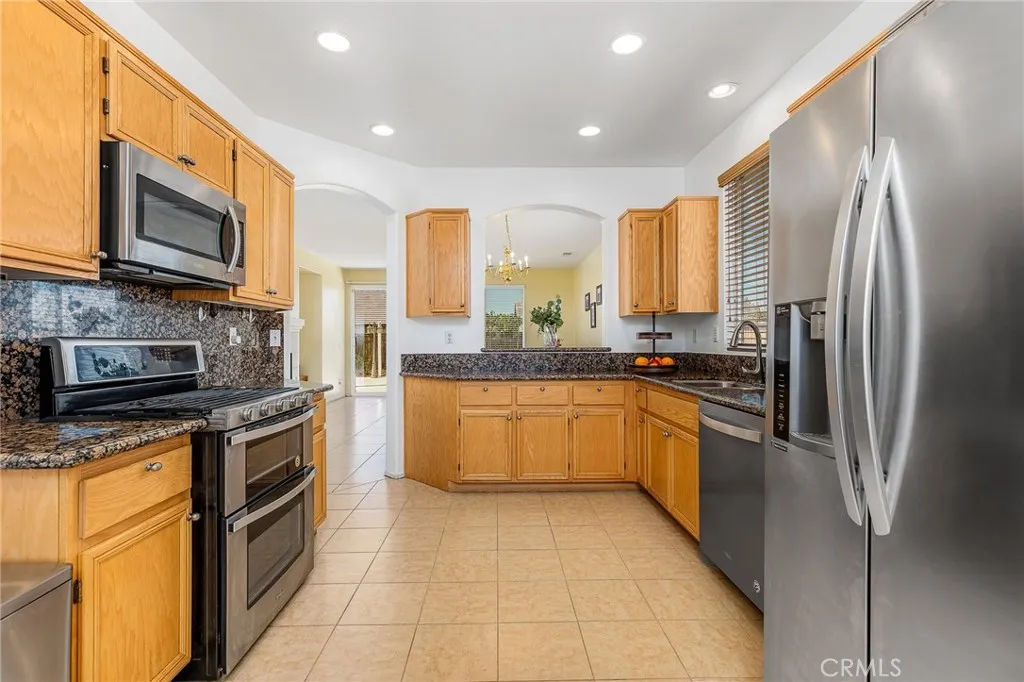 main property photo 5