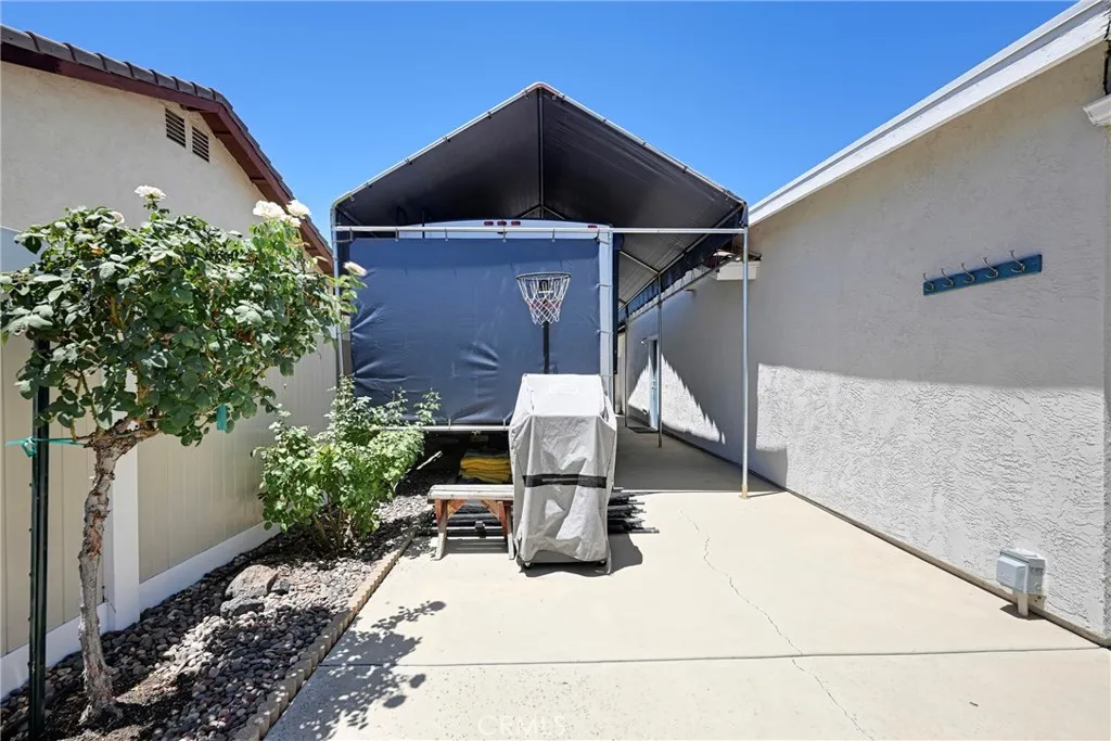main property photo 61