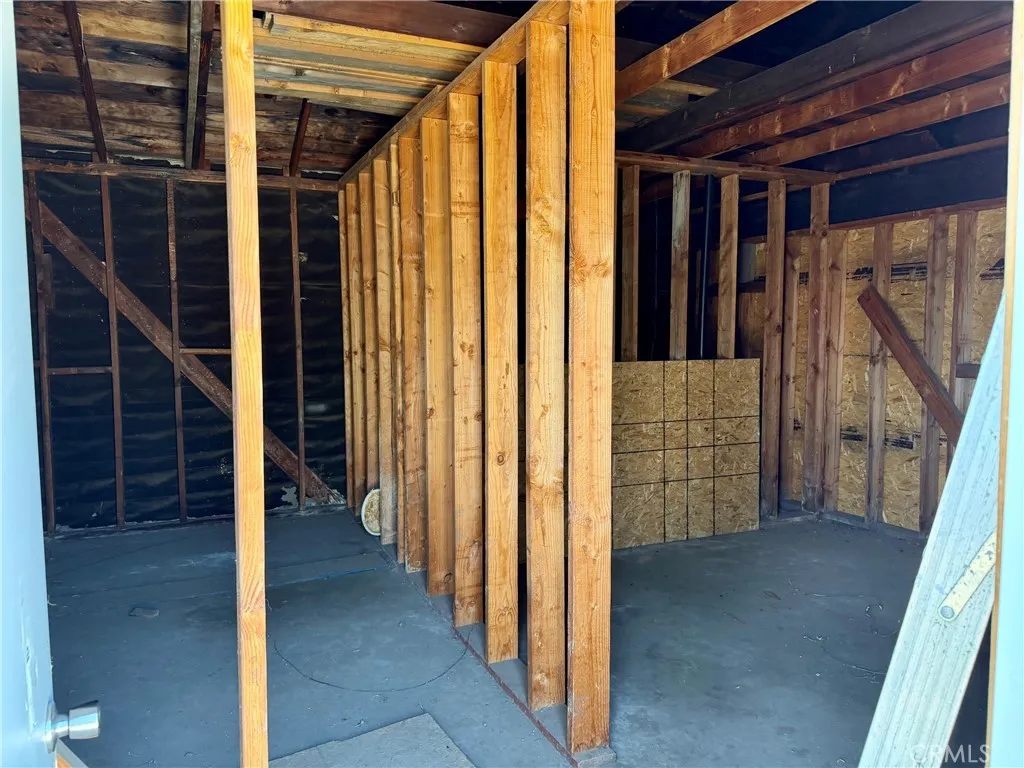 main property photo 58