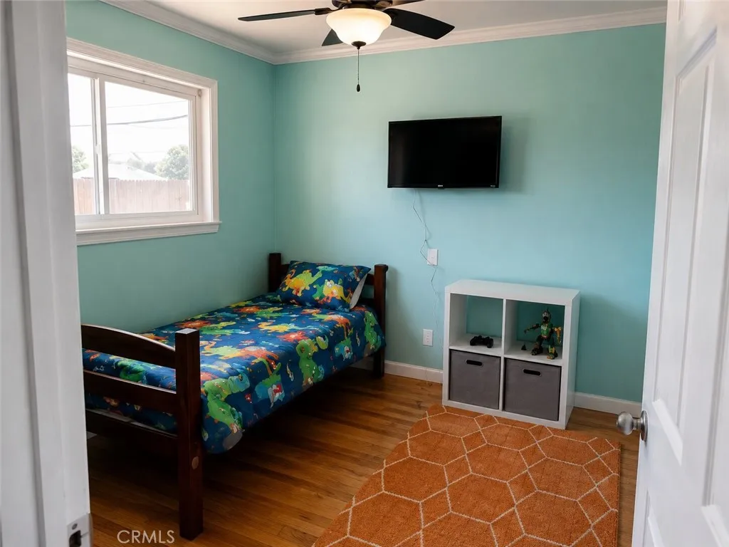 main property photo 7