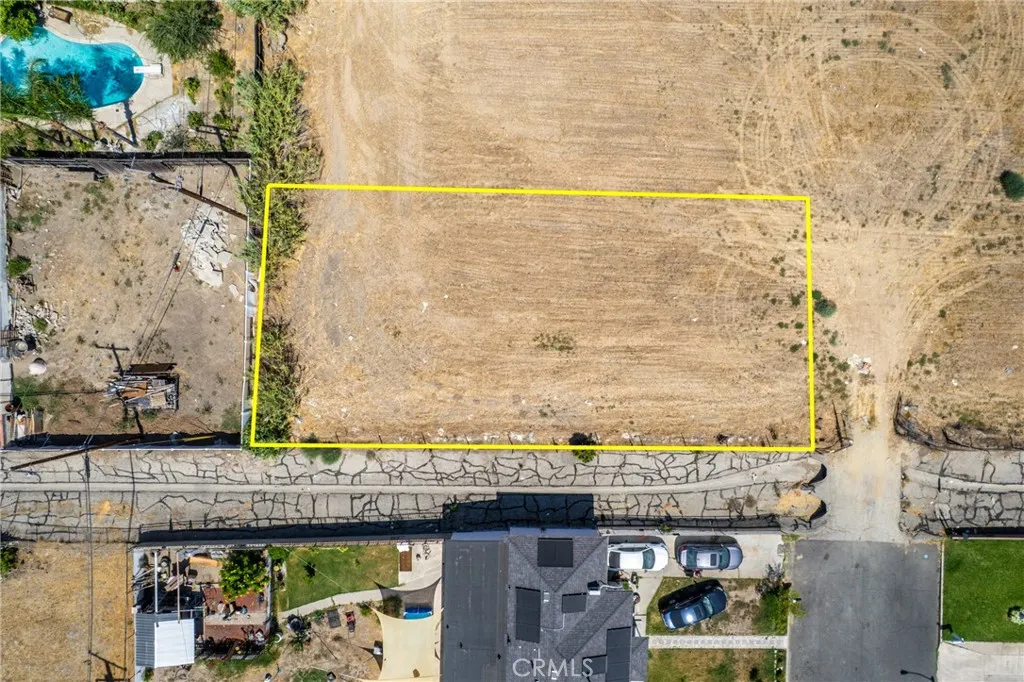 main property photo 9