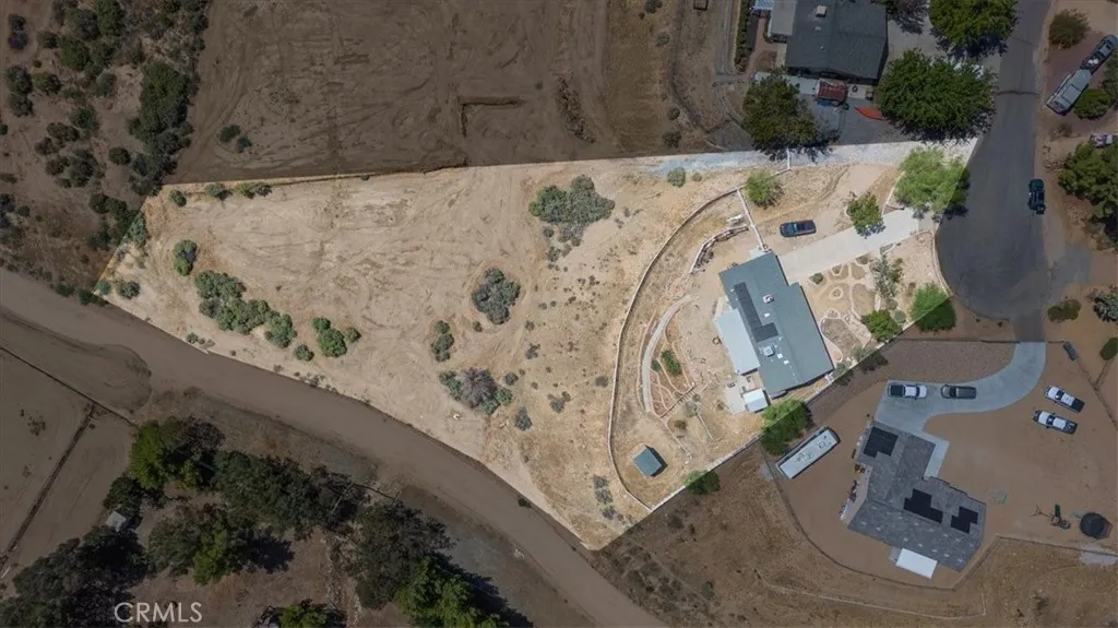 main property photo 21