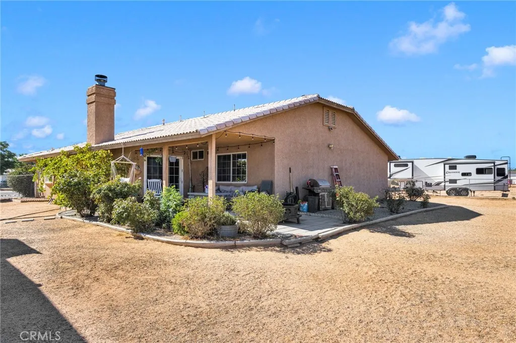 main property photo 30