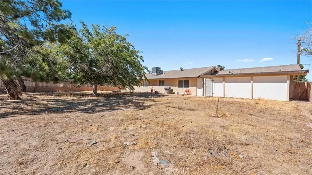 main property photo 25