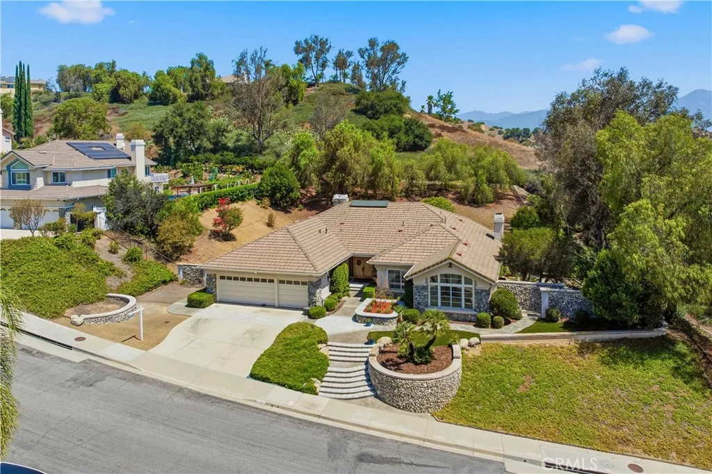 main property photo 59