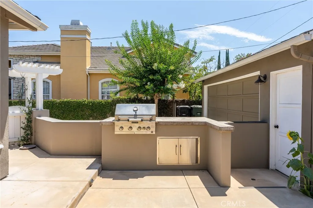 main property photo 54