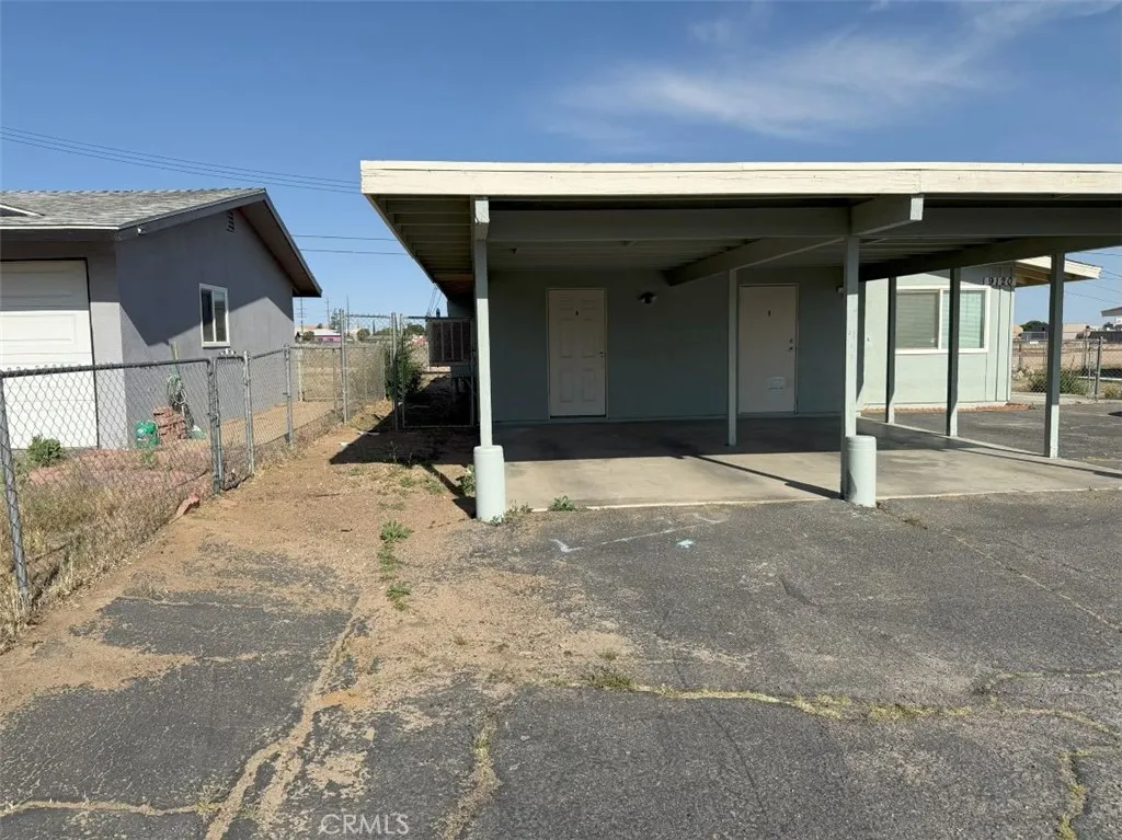 main property photo 8