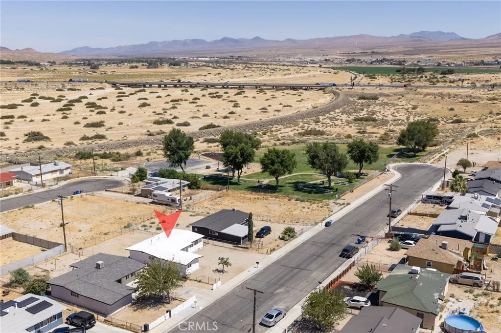 main property photo 17