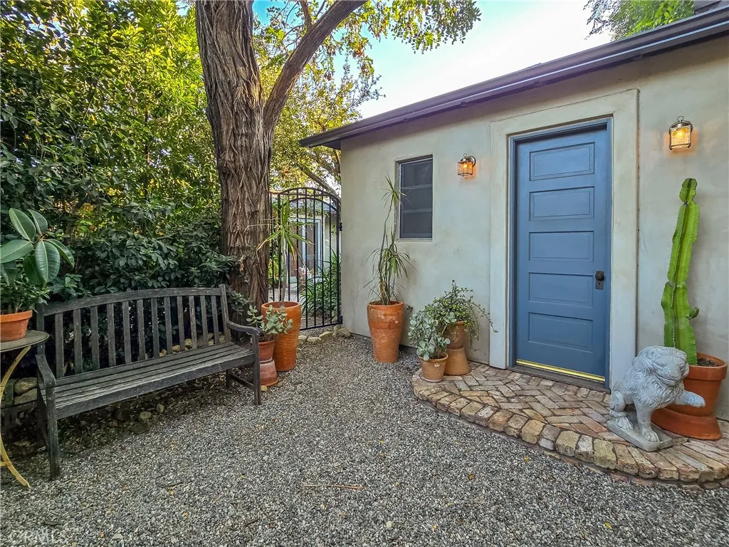 main property photo 51