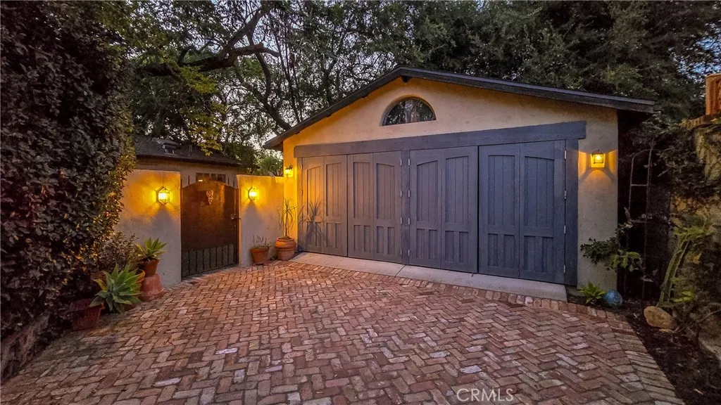 main property photo 54