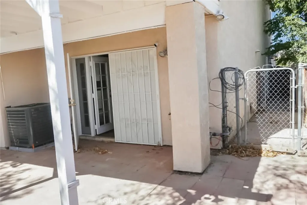 main property photo 31