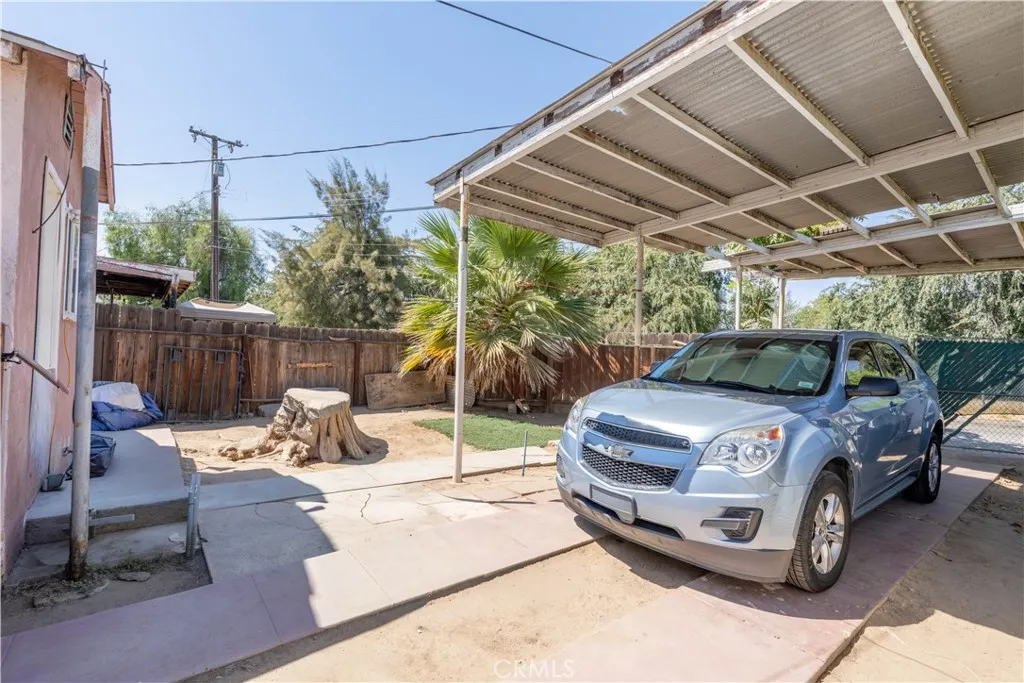 main property photo 25