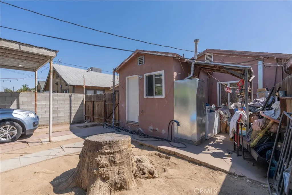 main property photo 27