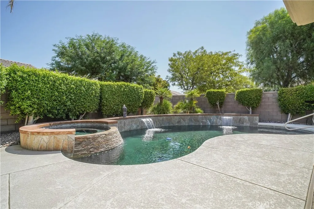 main property photo 51