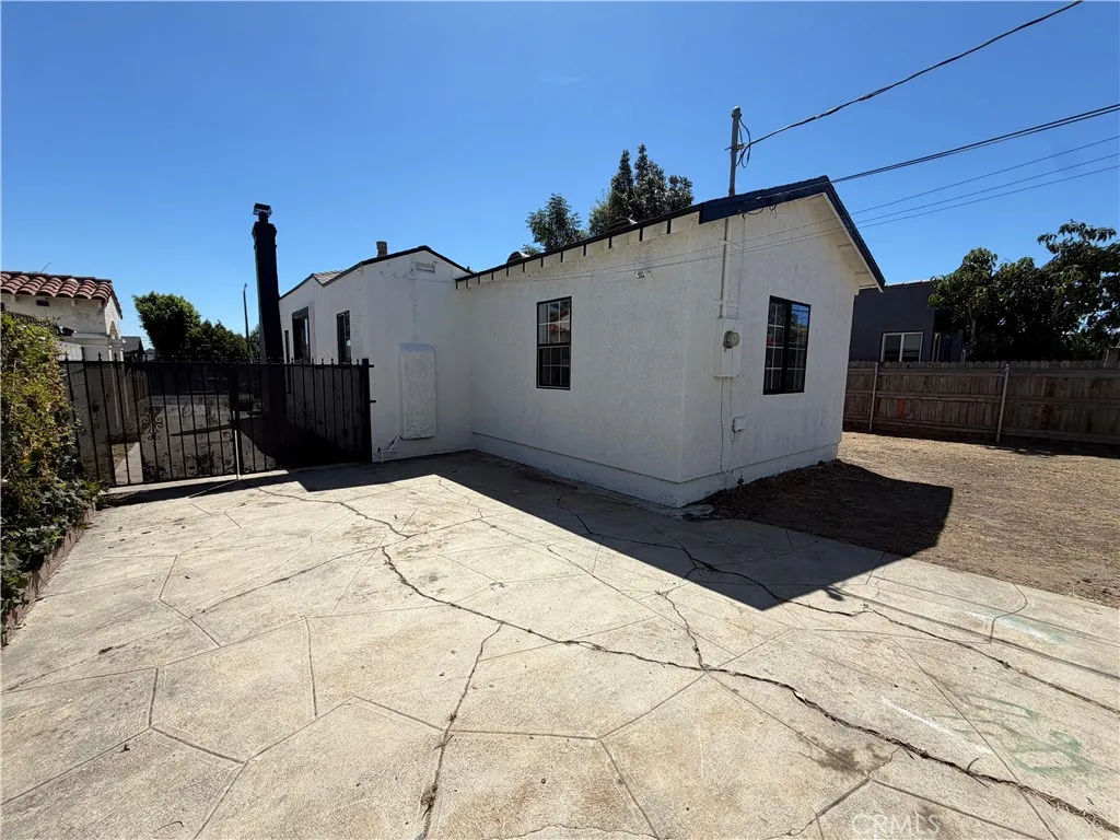 main property photo 50