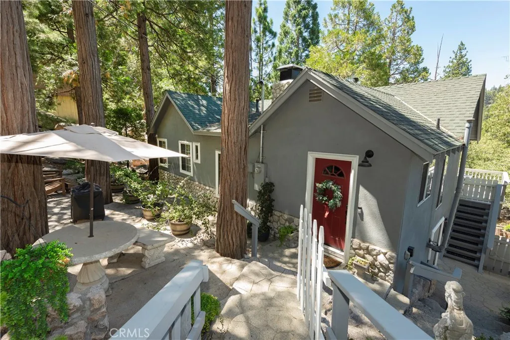 main property photo 0