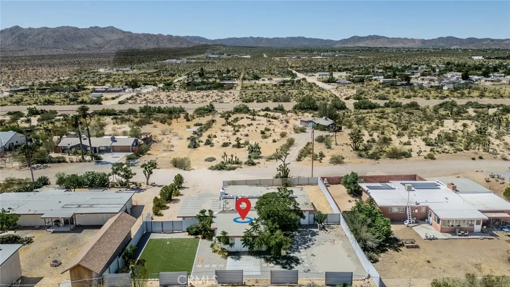 main property photo 45