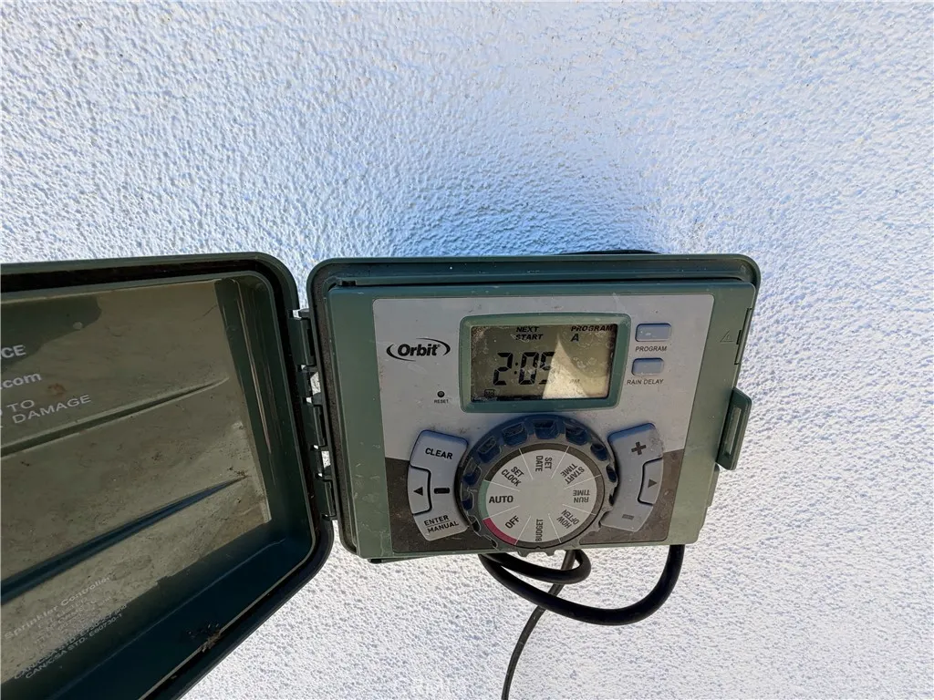 main property photo 29