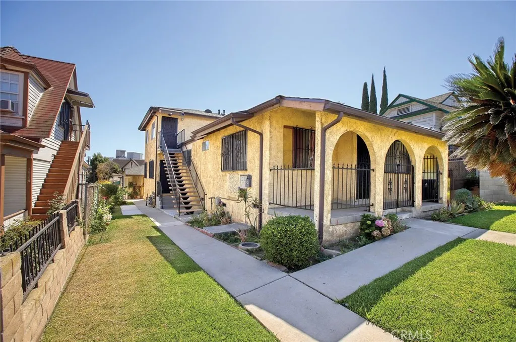 main property photo 1