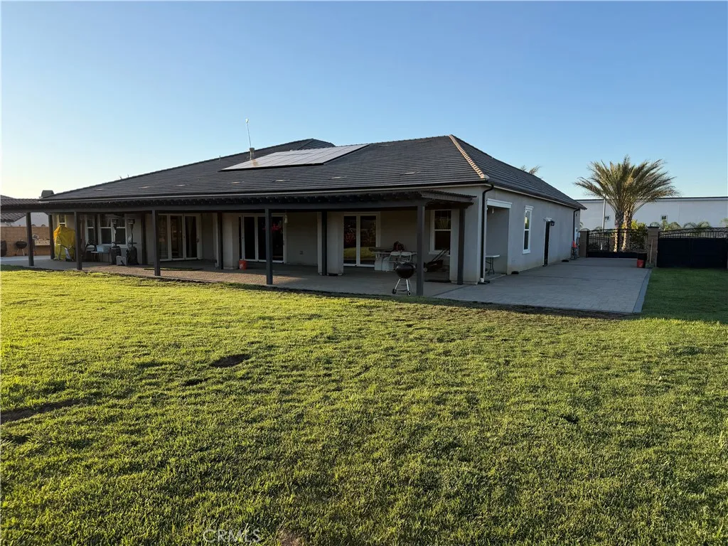 main property photo 7