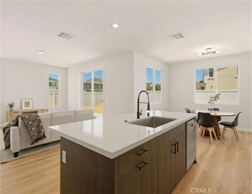 main property photo 70