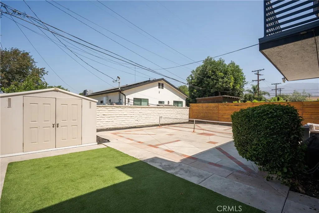 main property photo 40
