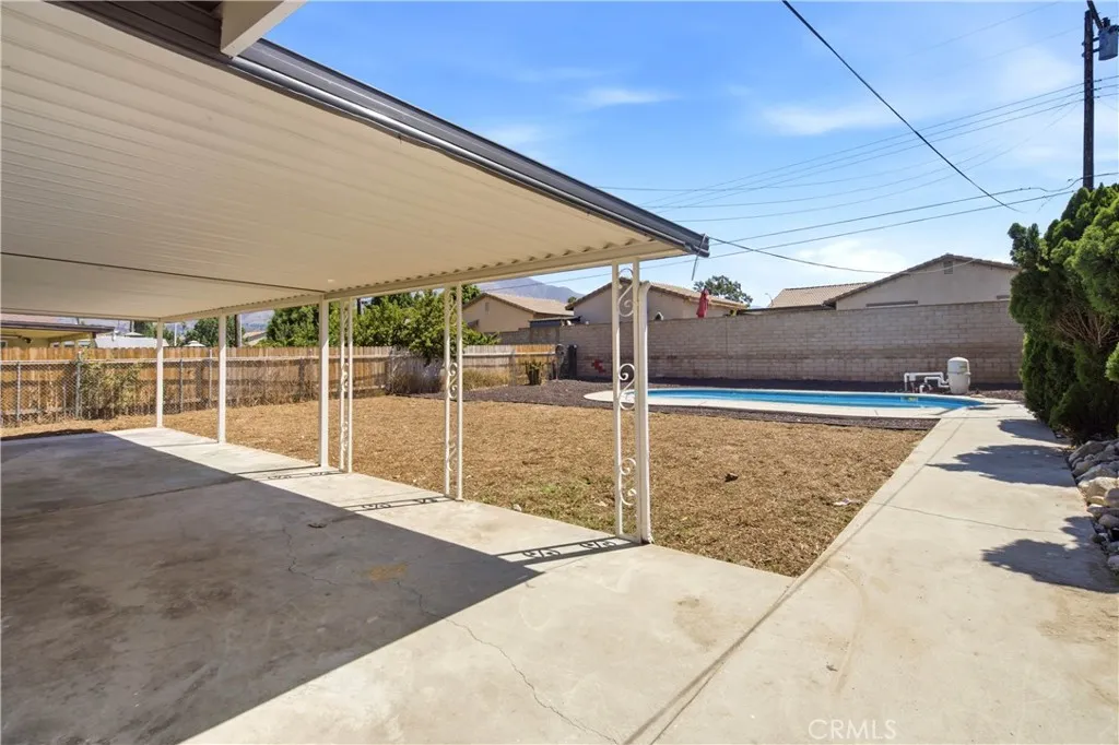 main property photo 32
