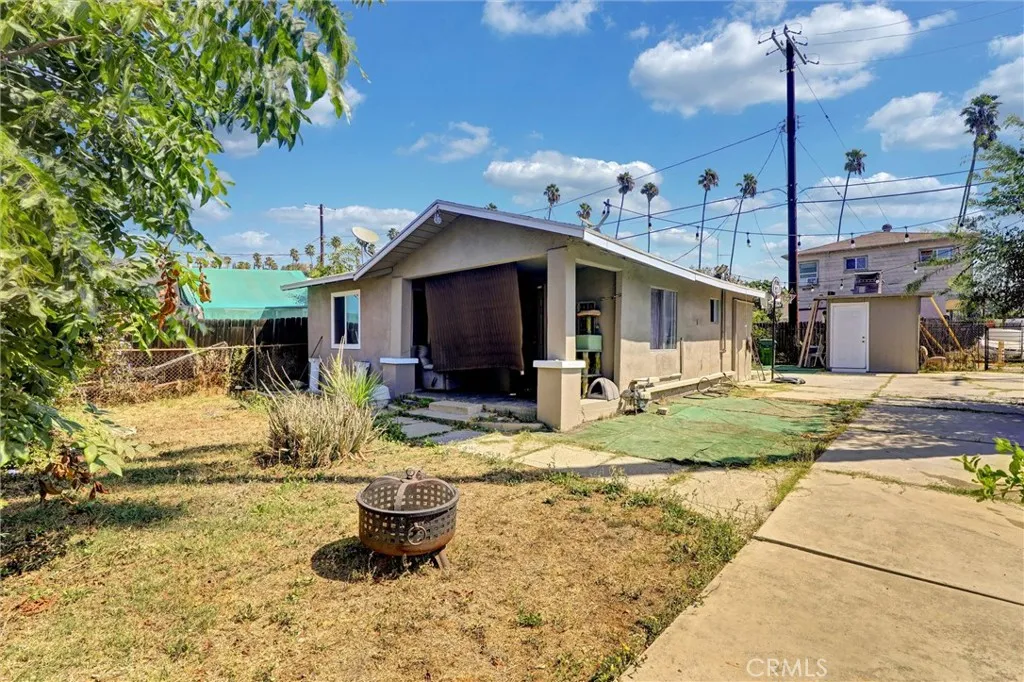 main property photo 30