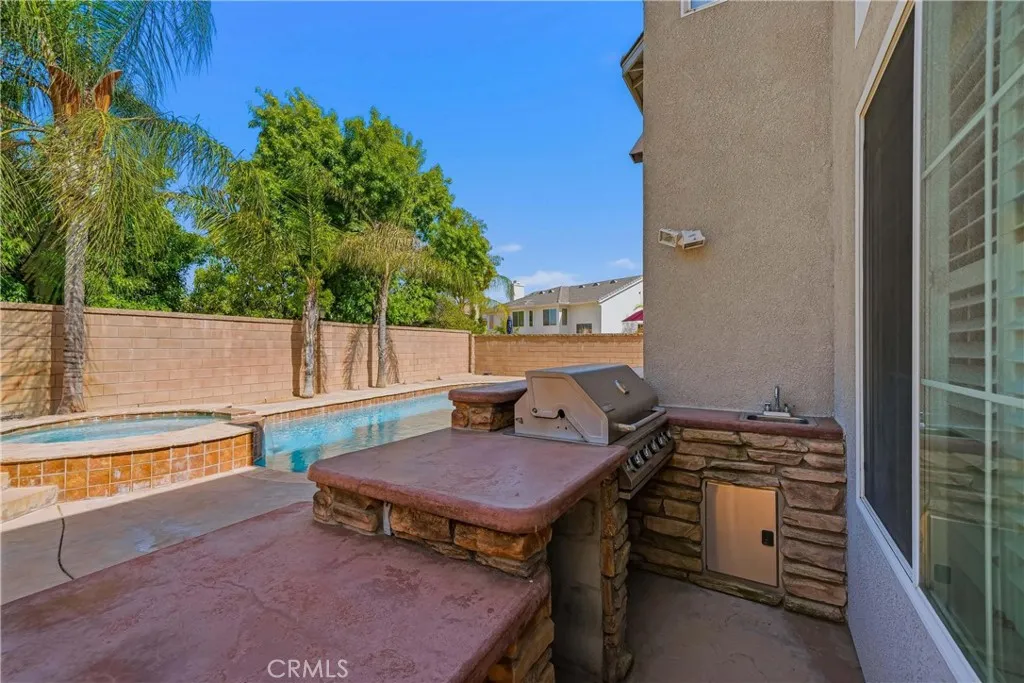 main property photo 58