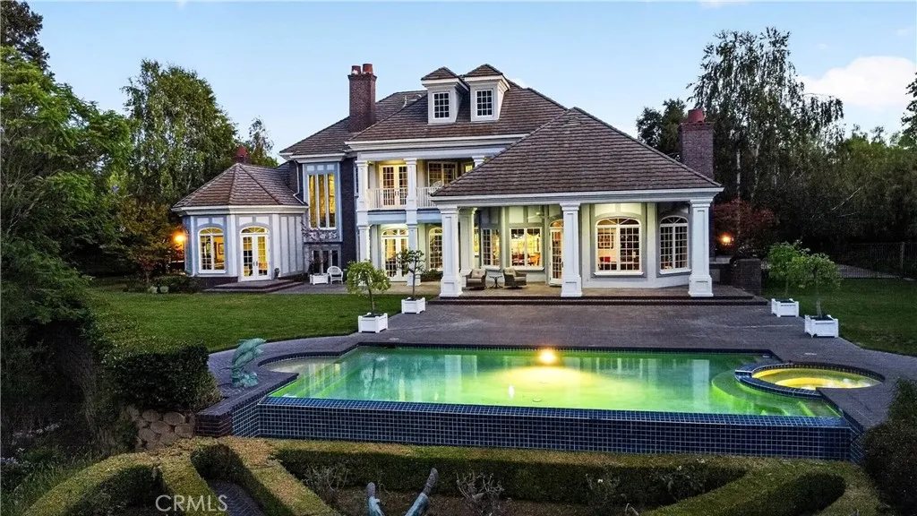 main property photo 4