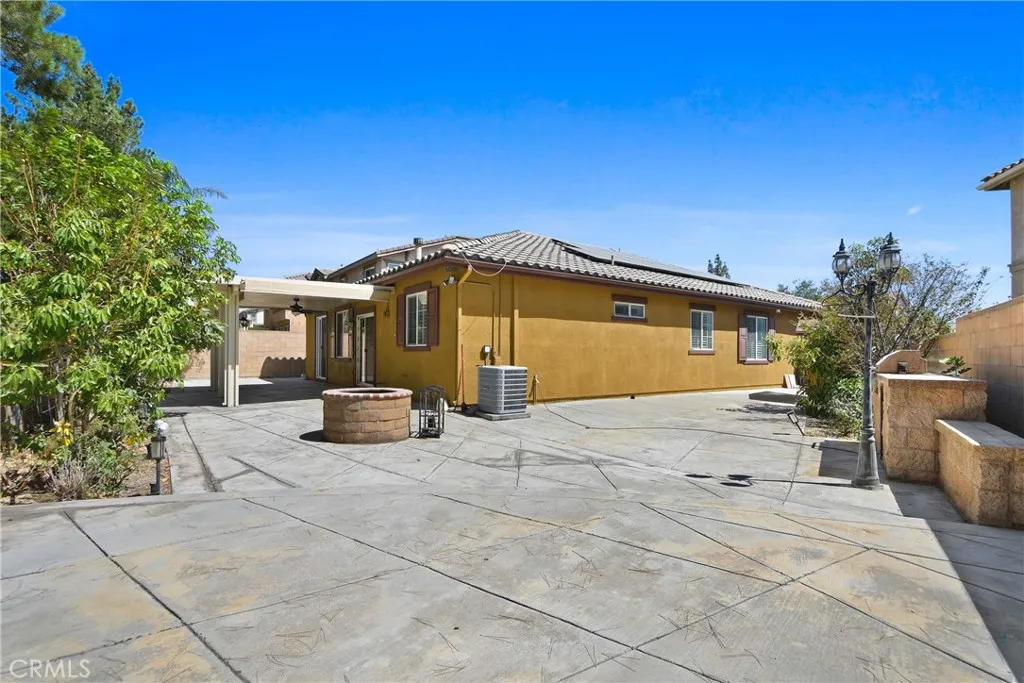 main property photo 13