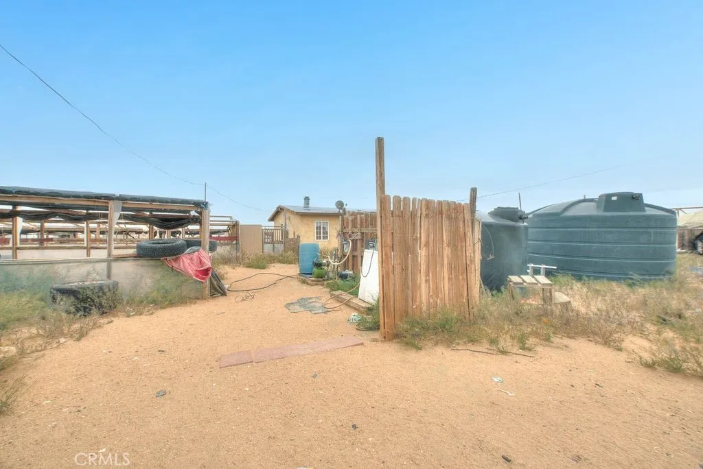 main property photo 10