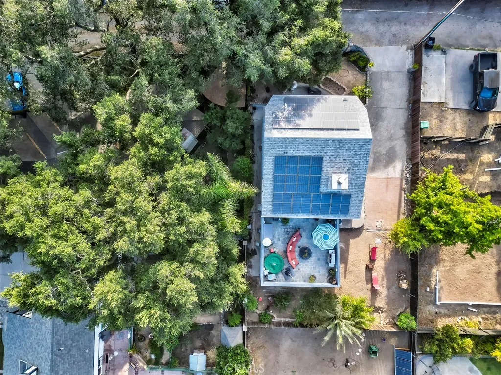 main property photo 60