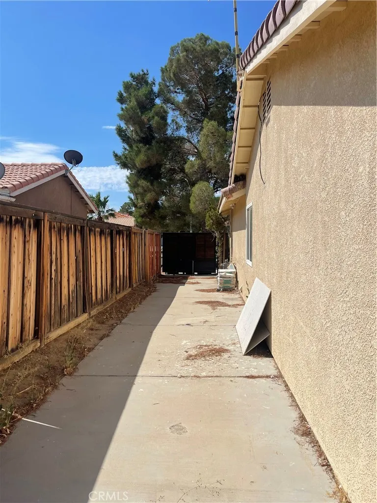 main property photo 24