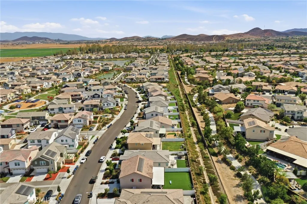 main property photo 62