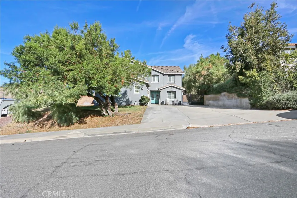 main property photo 2