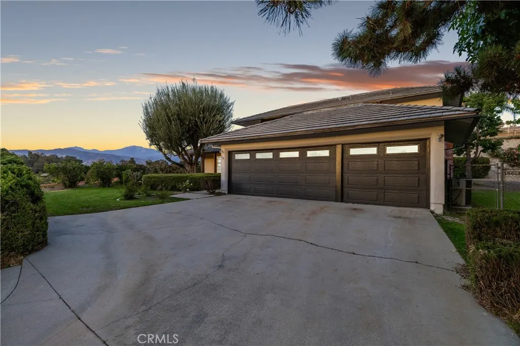 main property photo 61