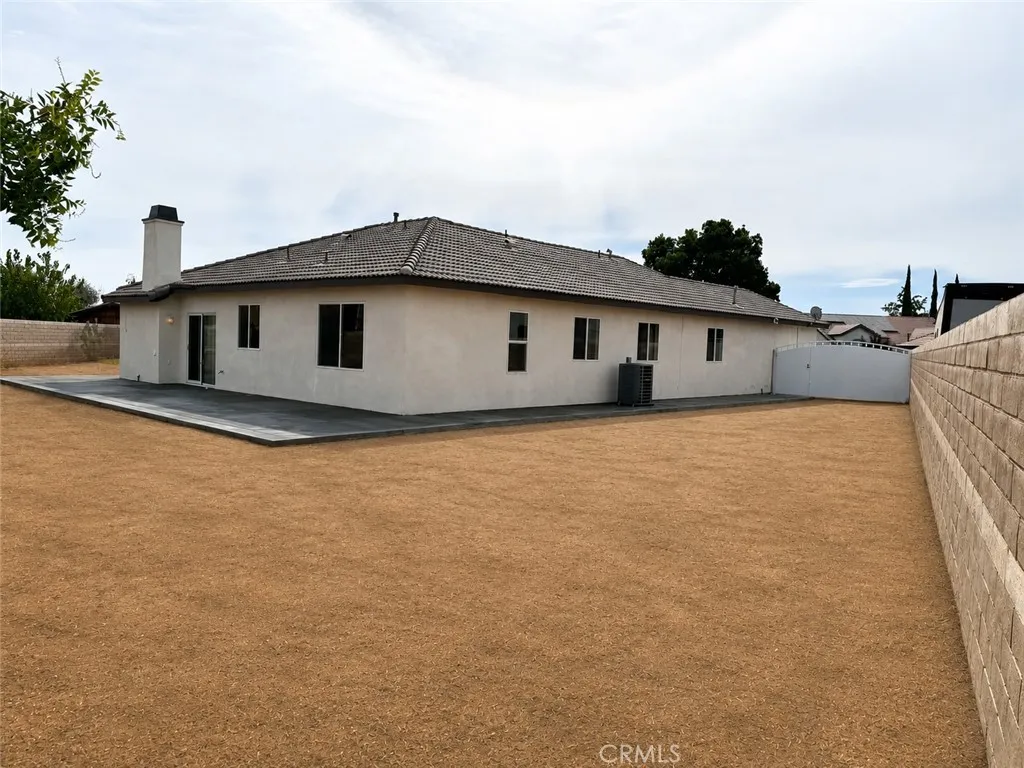 main property photo 16