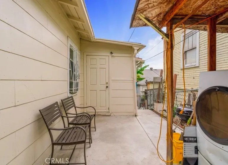 main property photo 13