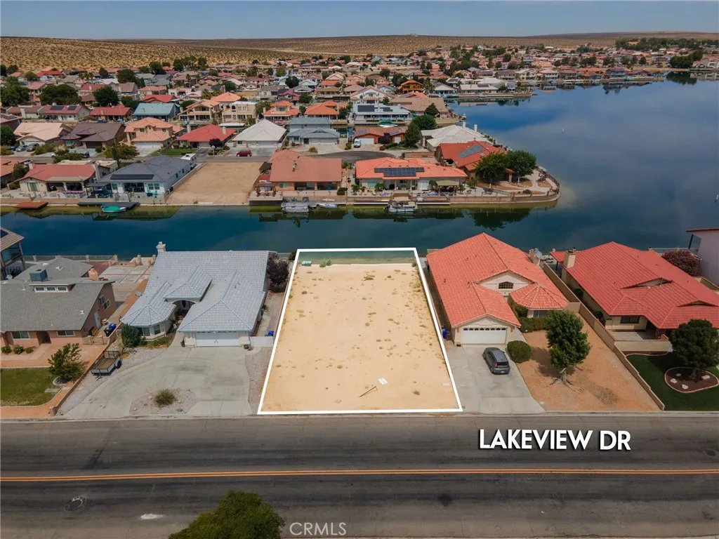 main property photo 18