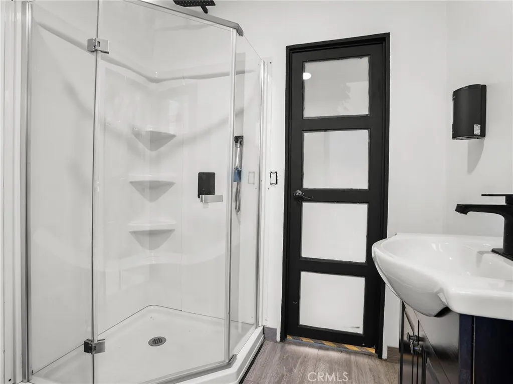 main property photo 60