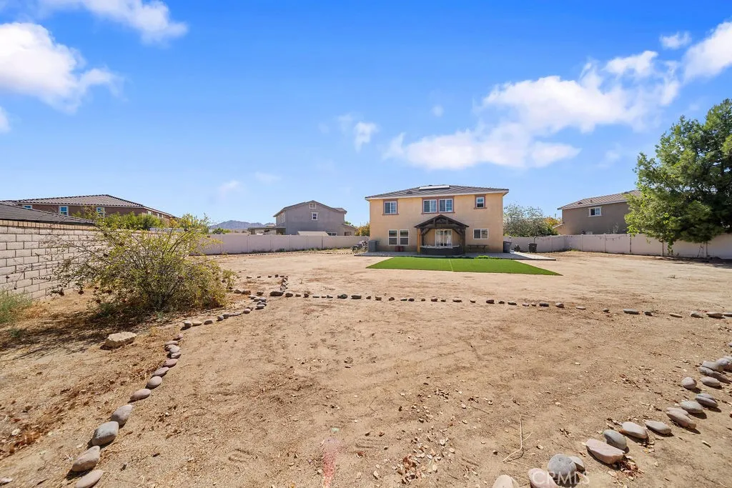 main property photo 32