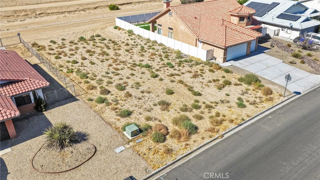 main property photo 4