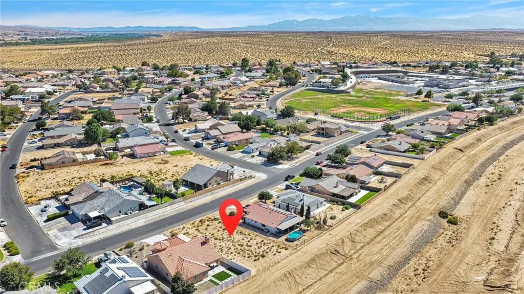 main property photo 8
