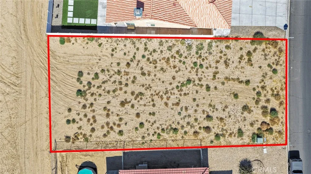 main property photo 9