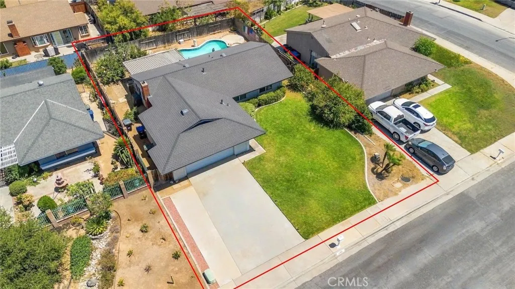 main property photo 45